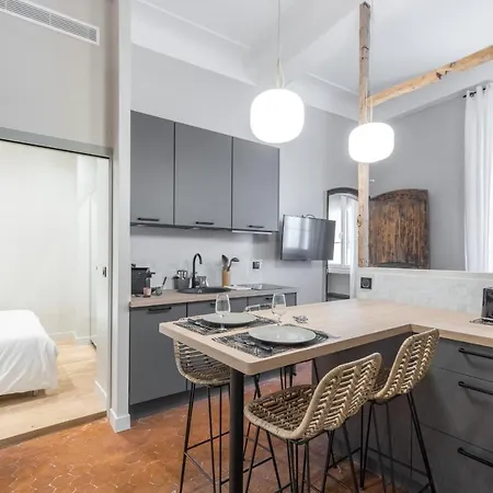 Appartement Charming 2 Bdr Old Town - Ac *